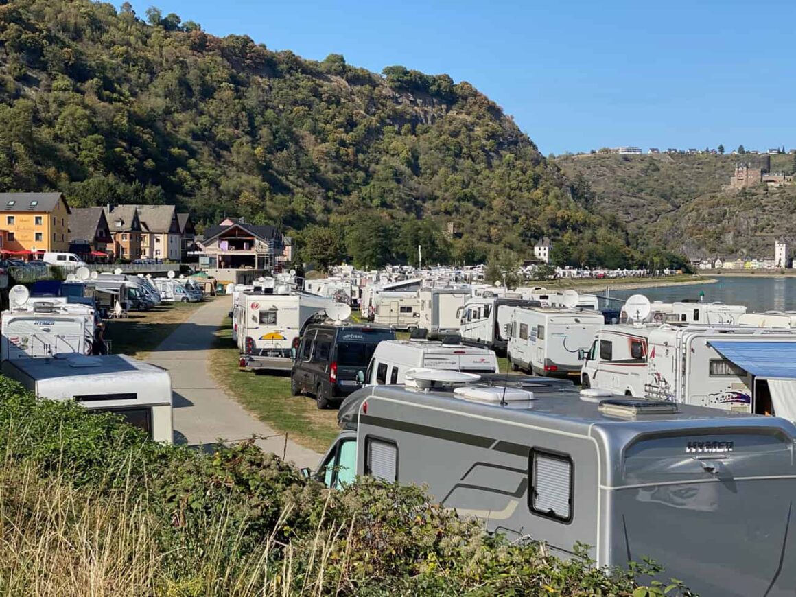 Loreley Massentourismus Camping - Reisemagazin Bravebird