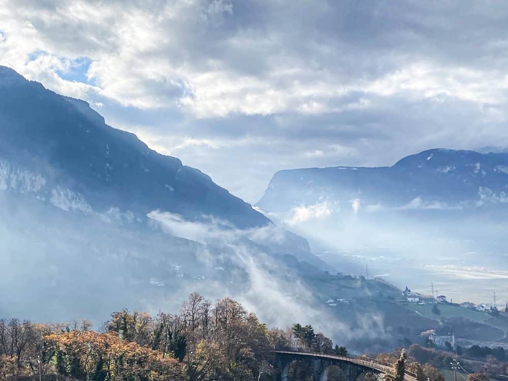 Südtirol Engadinerhof Ferienwohnung Bauernhof - Reisemagazin Bravebird