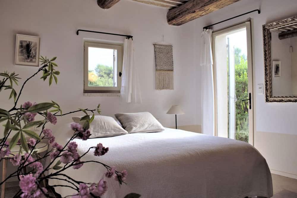 Luxus-Ferienhaus mit Pool in Südfrankreich mieten - Reiseblog Bravebird