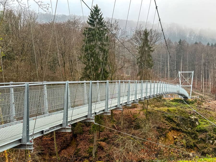 Parken Teufelsschlucht Wanderung in der Südeifel - Reiseblog Bravebird