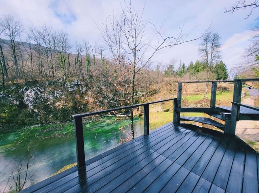 Modernes Ferienhaus mieten in Kroatien - Luxus im Wald