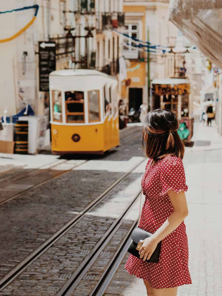 Ziele für die erste Alleinreise - Lissabon Portugal - Reiseblog Bravebird