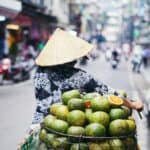 Warum lokales Essen auf Reisen so wichtig ist