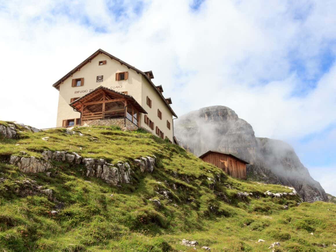 Unterkunft und Restaurant für Wandertouren in den Dolomiten