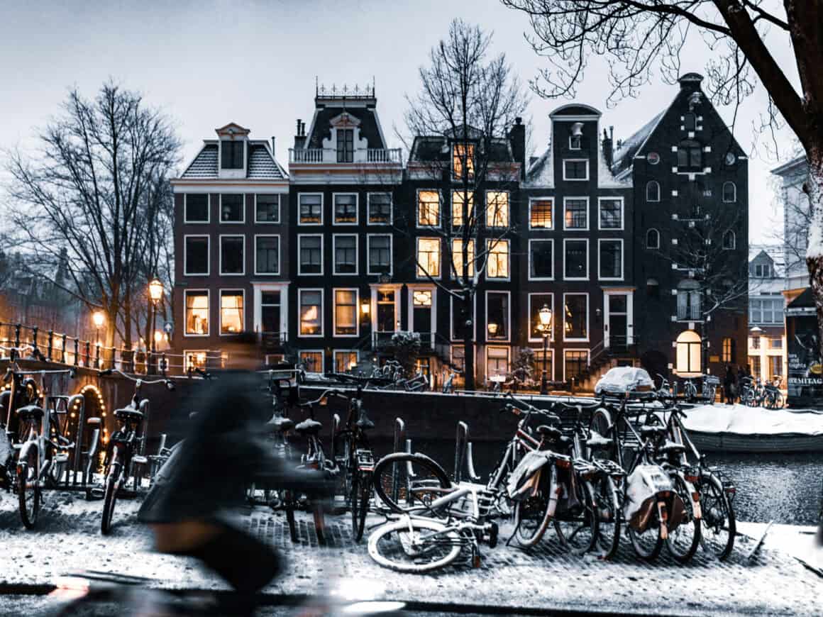 Amsterdam günstig im Winter bereisen