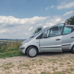 Mercedes A-Klasse als Schlafplatz beim Übernachten im Kleinwagen